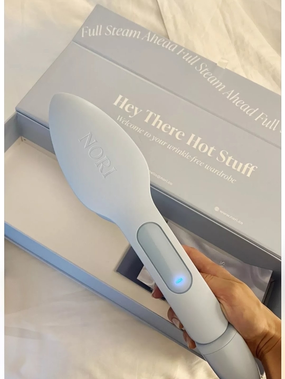 NORI Press White Fabric Steamer Brush